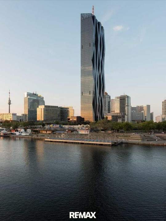 Büros im DC-Tower 14-300m² - Provisionsfrei