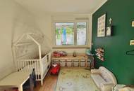 4-Zimmer-Gartenwohnung mit 100 m² Eigengarten und 25 m² Terrasse