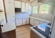 Pendler aufgepasst - sanierte 2-Zimmer-Wohnung mit südseitiger Loggia, Lift und schönem Ausblick