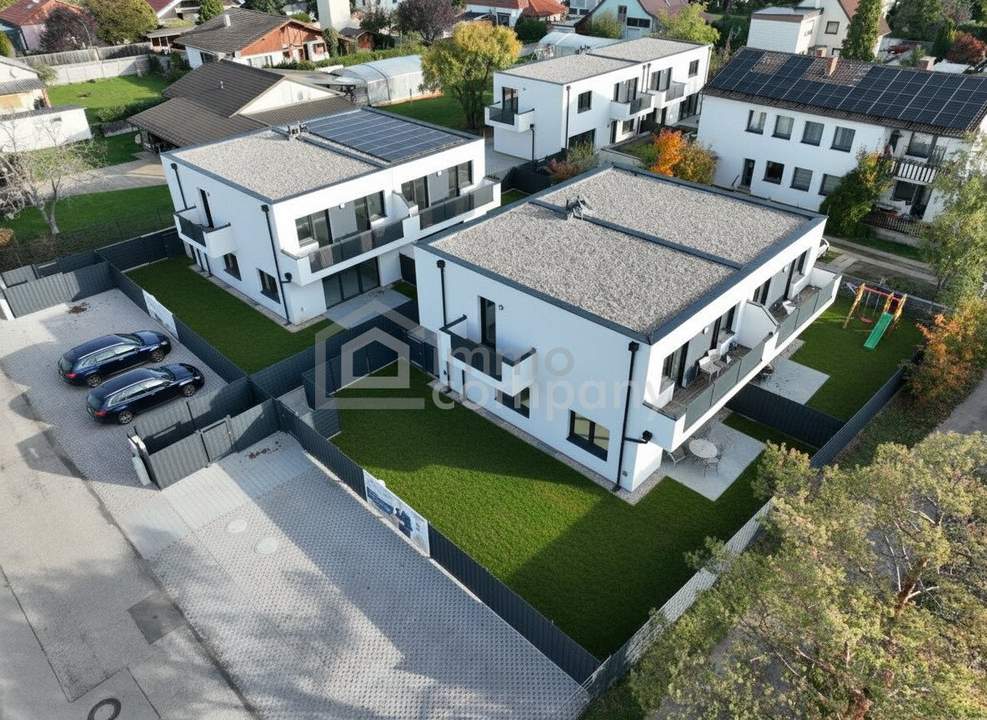 3 von 6 Doppelhaushälften noch verfügbar! Haus 3.0 mit Keller in Felixdorf zu verkaufen!