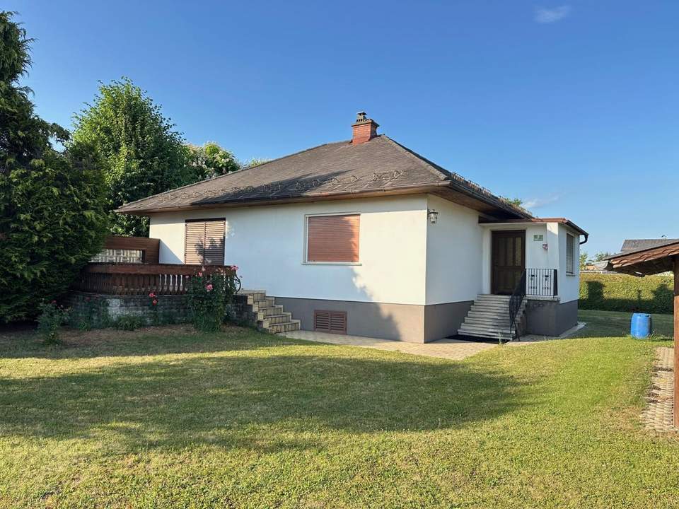 Bungalow mit großem Garten in ruhiger Wohngegend