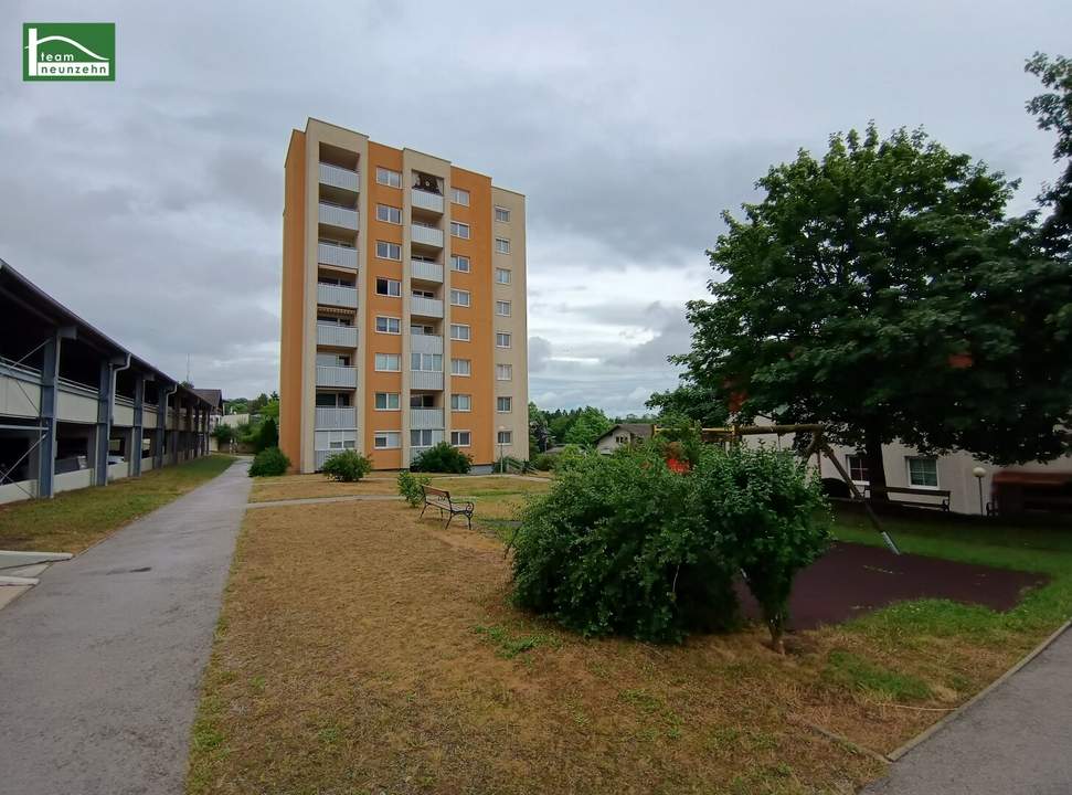 Unbefristeter Bastlerhit mit Loggia! Selbst sanieren und 3 Monate mietfrei genießen!