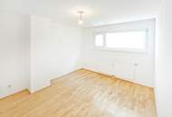 Provisionsfrei! Rendite: 3,5%: noch 1,5 Jahre vermietet-südseitiger Townhouse-Gartentraum/Ruhelage