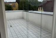 Penthouse-Feeling mit 41 m² Terrasse & exklusivem Glasverbau – Wohnen auf höchstem Niveau