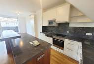 4-Zimmer-Dachgeschosswohnung mit Balkon nahe Alfred-Auer-Park