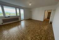Sehr einladende, großzügige 2-Raum-Wohnung mit Loggia! Im Stadtteil Niedernhart/Spallerhof direkt neben dem Vital- und Einkaufszentrum Muldenstraße!