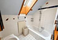Eigentumswohnung mit ca. 88 m² Wohnfläche, Loggia mit Blick in den Garten und Tiefgaragenstellplatz!