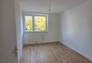 Linz-Bindermichl: Gemütliche 2-Zimmer Wohnung mit Loggia &amp; Parkplatz! Verfügbar ab 01. März 2026!