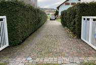 Familienfreundliches Wohnhaus mit Terrasse, schönem ebenen Garten, PV Anlage und Nebengebäude!