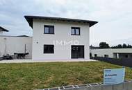 ERSTBEZUG &amp; SOFORT VERFÜGBAR - elegante Doppelhaushälfte mit Garten und Garage