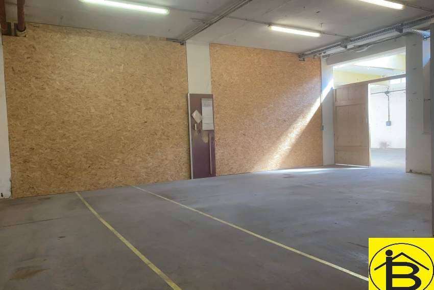 15151 - 115 m² Lagerhalle/Stellplatz Langenlois, Gewerbeobjekt-miete, 546,58,€, 3550 Krems(Land)