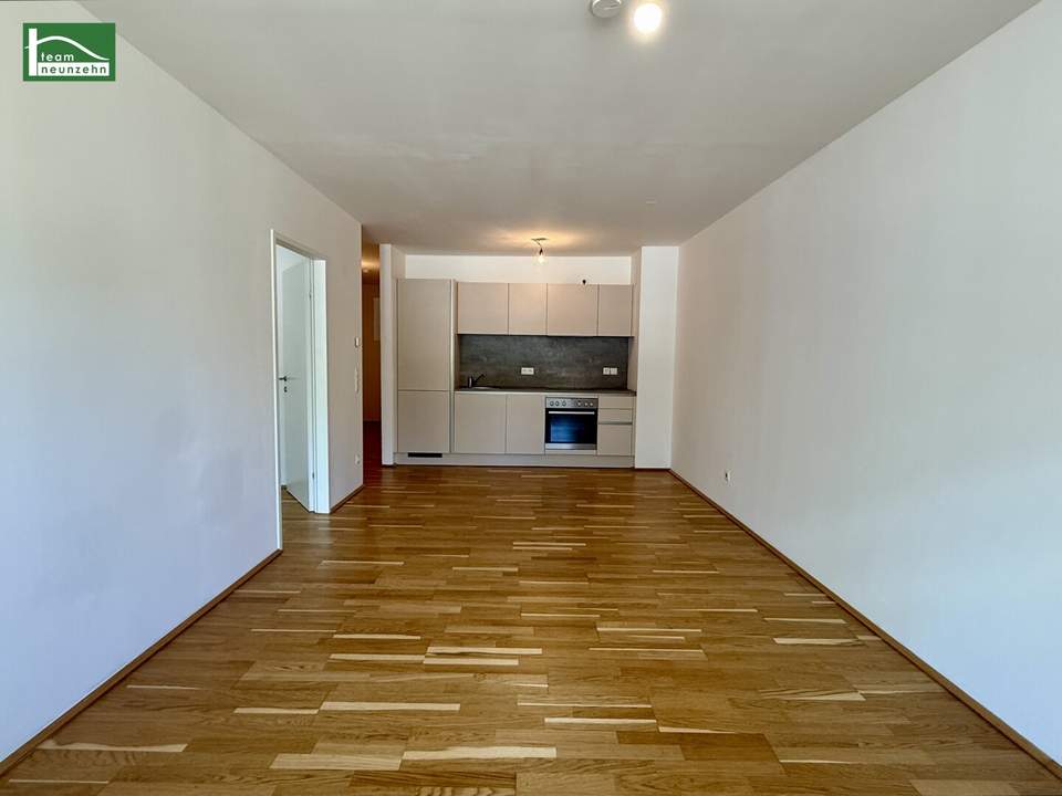 Wohnen nahe dem Schlosspark Schönbrunn: 2-Zimmer inkl. Einbauküche und Loggia - ab 01.02. beziehbar!