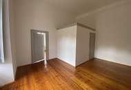 Herrschaftliches Wohnen im Schloss 138 m² 4 Zimmer Warmmiete!