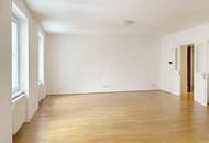 GROSSZÜGIGER ALTBAU BEIM SERVITENVIERTEL!