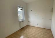 Schöne, geförderte 3 Zimmer-Dachgeschosswohnung mit Balkon