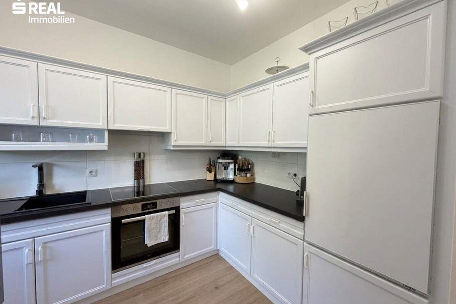Moderne Maisonettewohnung auf drei Ebenen mit Balkon, Klimaanlage und eigenem Stellplatz, Wohnung-kauf, 325.000,€, 7100 Neusiedl am See