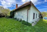 Dreikanthof mit Möglichkeit zum Ausbau einer zweiten Wohneinheit in Oberdorf!