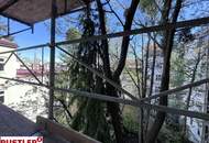 Lichtdurchflutete 2-Zimmerwohnung im prachtvollen Altbauhaus am Tivoli