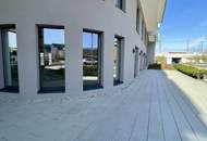 Geschäftslokal mit großem Außenbereich - Edelrohbau - Q11 Leben am Fluss