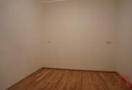 Interessante, moderne und großzügige Zwei-Zimmer-Stadtwohnung.