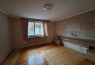 RARITÄT: EHEMALIGES WINZERHAUS MIT JEDER MENGE WOHNRAUM UND VIEL PLATZ