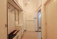 Vorgarten: Gemütliche Balkonwohnung + Idealer Grundriss + Sonniges Wohnzimmer + Teilbar auf 2-3 Zimmer