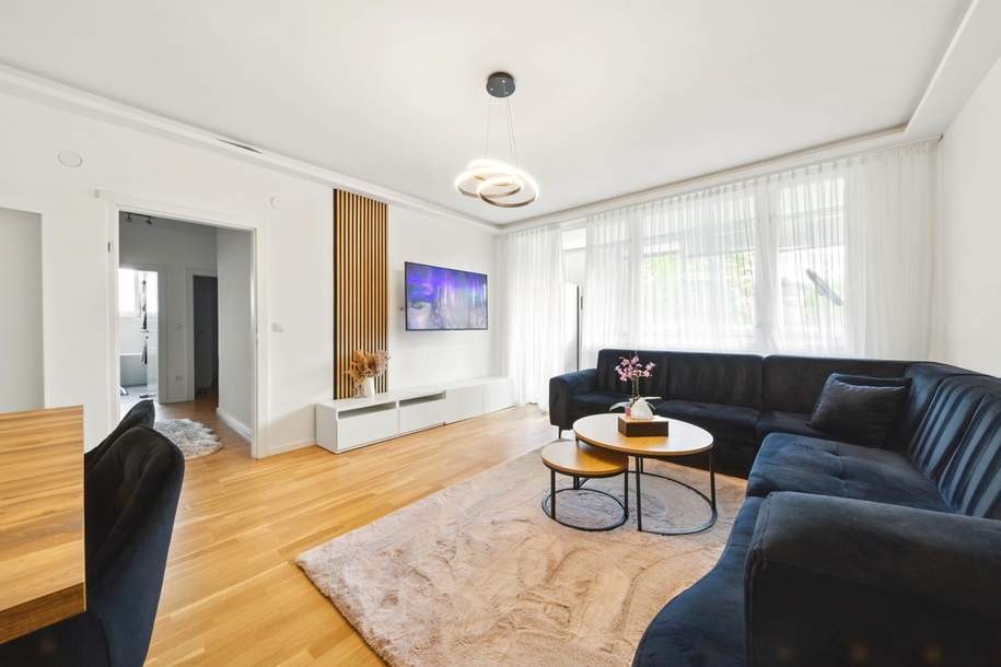 WOHNEN IN HOLLABRUNN: MODERNE WOHNUNG IM ZENTRUM, Wohnung-kauf, 215.000,€, 2020 Hollabrunn