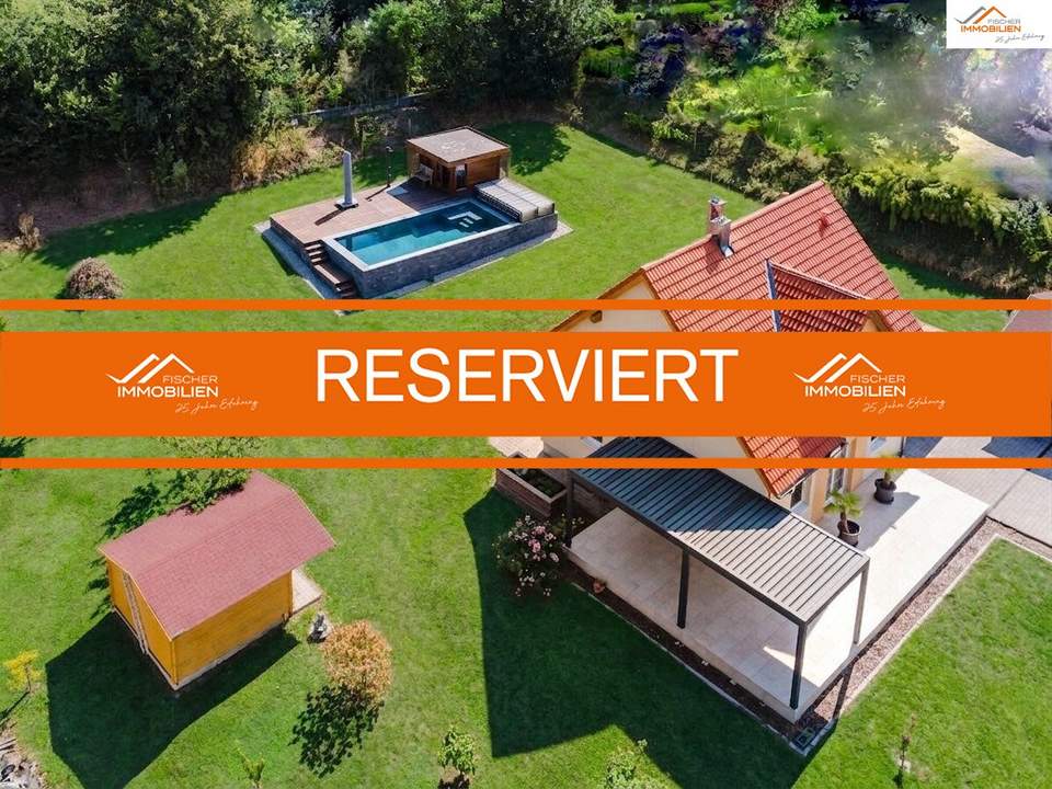 Exklusives Einfamilienhaus auf 2.212 m² Grundstück in ruhiger Wohnlage mit Pool