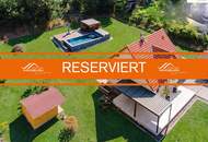 Exklusives Einfamilienhaus auf 2.212 m² Grundstück in ruhiger Wohnlage mit Pool