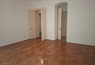 Traumhafte, helle und gut eingeteilte 83,73m² Altbauwohnung (1.OG) nähe Herz-Jesu-Kirche