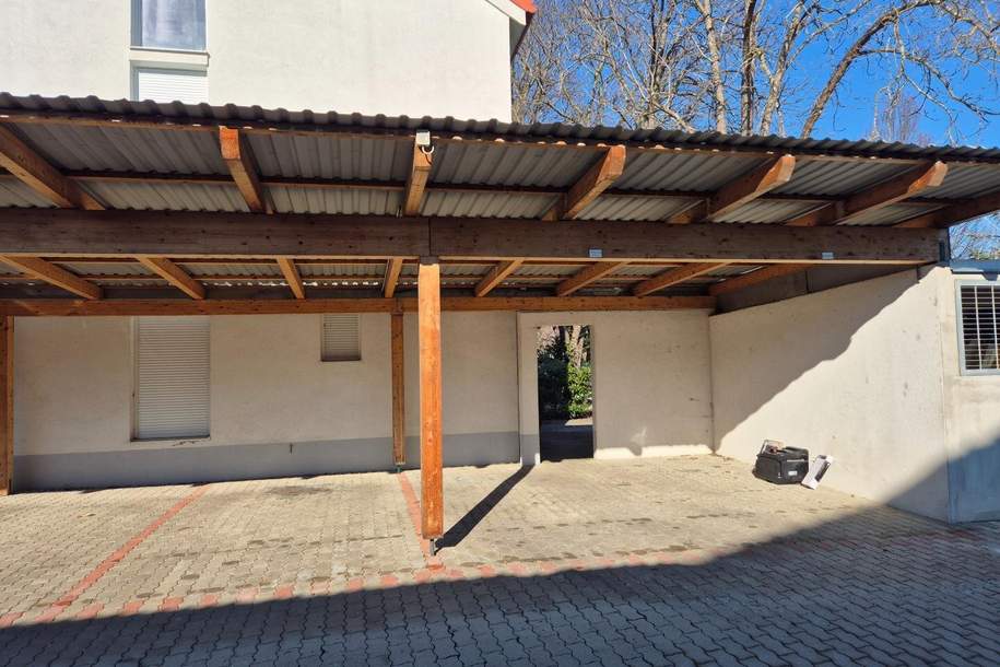Überdachter PKW-Stellplatz im Zentrum von Ebreichsdorf – zu vermieten, Kleinobjekte-miete, 100,00,€, 2483 Baden