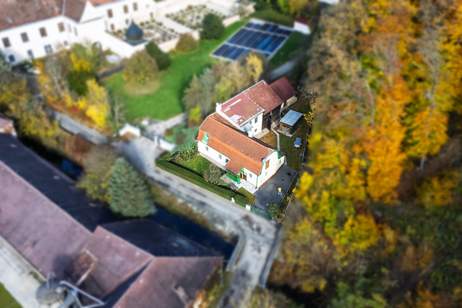 Ein/Zweifamilienhaus * teilweise renoviert * direkt am Wald gelegen * Ruhelage, Haus-kauf, 390.000,€, 3001 Sankt Pölten(Land)