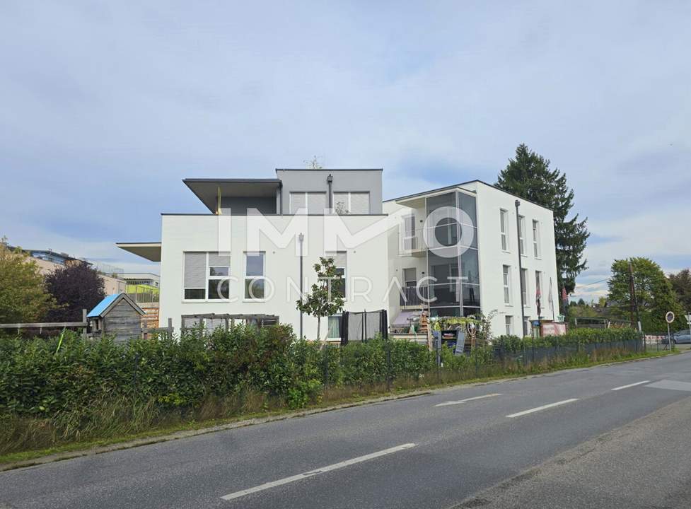 Neuwertige 3 Zimmer Wohnung mit Balkon in zentraler Lage - Harter Straße 86 - Top 09