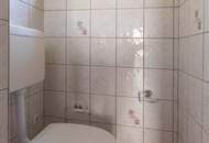 Renovierungsbedürftige Wohnung mit Charakter und Eigengarten!