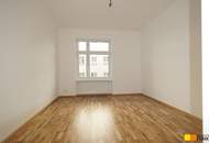 Sanierte 2 Zimmer-Altbauwohnung mit Balkon