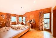 Einfamilienhaus im Zentrum von Neukirchen – 6 Zimmer, großem Garten, Garage &amp; Bürotrakt