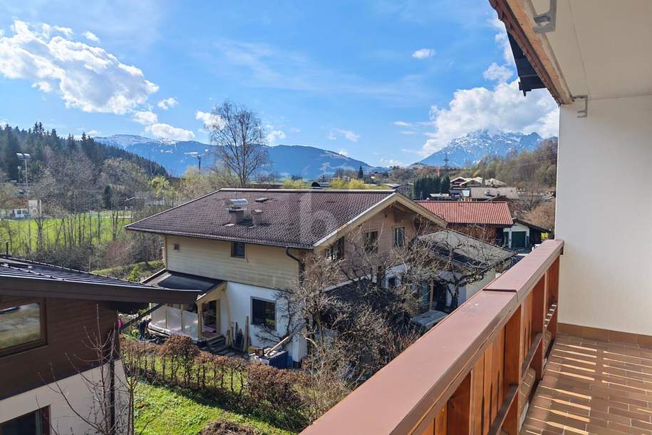 FRISCH RENOVIERT! SONNIG UND ZENTRAL MIT PANORAMABLICK, Wohnung-kauf, 450.000,€, 5761 Zell am See