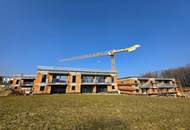 Paket - Angebot A01: Provisionsfreie Neubauwohnung mit 75m² Wfl., 9m² Terrasse, 59m² Garten, 2 TG-Plätze in Holzhäuseln!