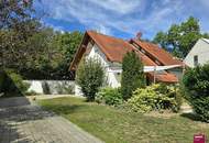 Exklusive Wohlfühlresidenz mit zwei Häusern und Pool