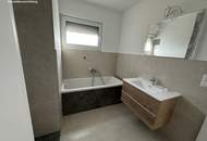 Exklusive Doppelhaushälfte mit Pool