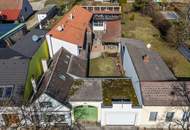 Charmantes Bauernhaus mit großem Grundstück, langgezogenem Hof, 2 Wohnungen und einem Swimmingpool