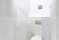 Büro: Stilvolles Altbauobjekt mit Klopfbalkon beim Währinger Schubertpark!