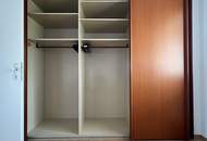 Sehr gut aufgeteilte 3-Zimmer Eigentumswohnung mit Loggia in guter Wohnlage Hietzings!