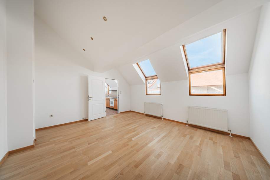 Kompakt & komfortabel – charmante Dachgeschoßwohnung mit Sonnenterrasse!, Wohnung-kauf, 195.000,€, 1160 Wien 16., Ottakring