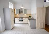 Gebraucht aber gut! 2,5-Zimmer im Altbau mit Balkon und ca. 30 m² Eigengarten. Schnell sein!