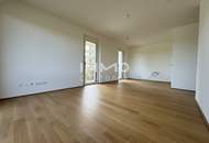 Top Erstbezug: 3-Zimmer-Balkonhit mit Blick ins Grüne