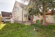 Sanierungsbedürftiges Haus in Untersiebenbrunn! Rohdachboden mit Ausbaupotential!