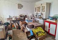 ALLEINLAGE: Sanierungsbedürftiger Vierkanthof mit ca. 17ha Land zu verkaufen