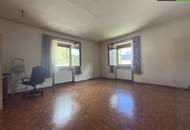 Sanierungsbedürftige Eigentumswohnung in St. Peter-Freienstein mit 4 Zimmern und Balkon
