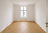 Exklusives Wohnen auf einer ganzen Etage – kernsanierter Stilaltbau mit zwei Balkonen und 6 Zimmer!